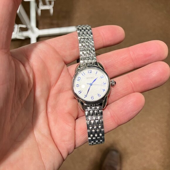 Seiko Women's Essential Collection Stainless Steel Watch - Picture 7 of 8